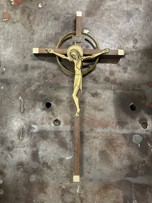 MEDIUM SLENDER BRASS AND WOOD CRUCIFIX
