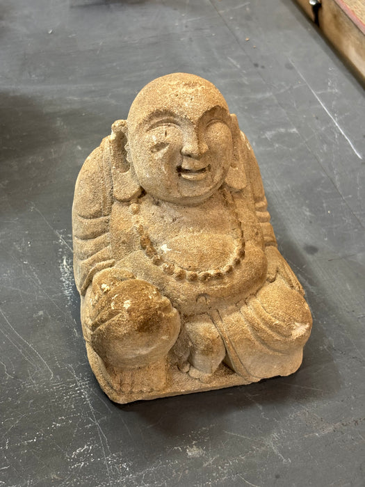 SMALL SITTING BUDDHA FIGURE