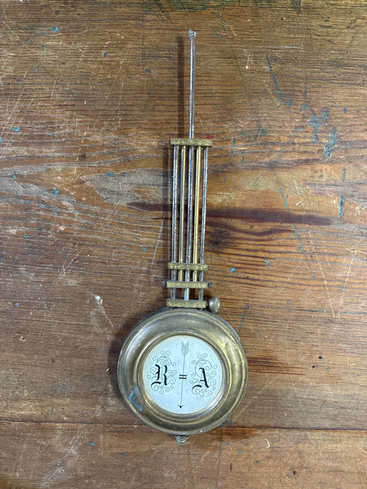 SMALL R = A CLOCK WEIGHT