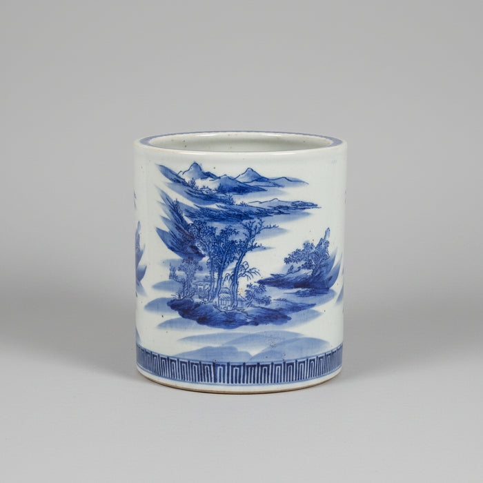 EARLY JAPANESE BLUE AND WHITE BRUSH POT