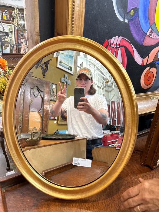 SMALL GOLD OVAL BEVELED MIRROR