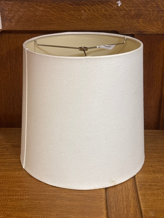 MEDIUM WHITE SHADE