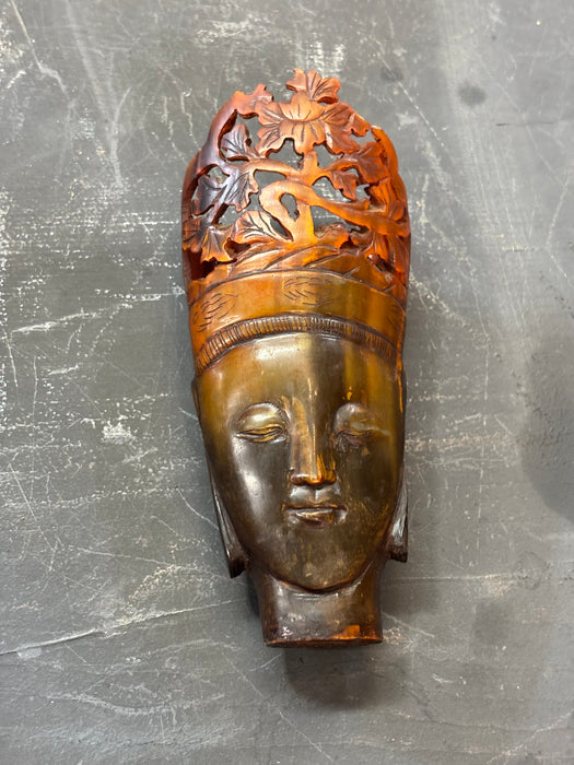 SMALL HEAD WITH FIREY LEAVES - AS FOUND