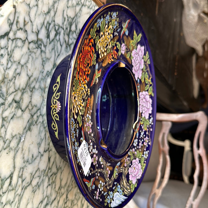 LARGE JAPANESE BLACK AND GOLD FLORAL ASHTRAY