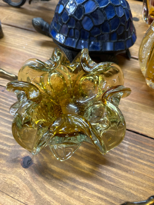 PALE YELLOW MURANO GLASS BOWL