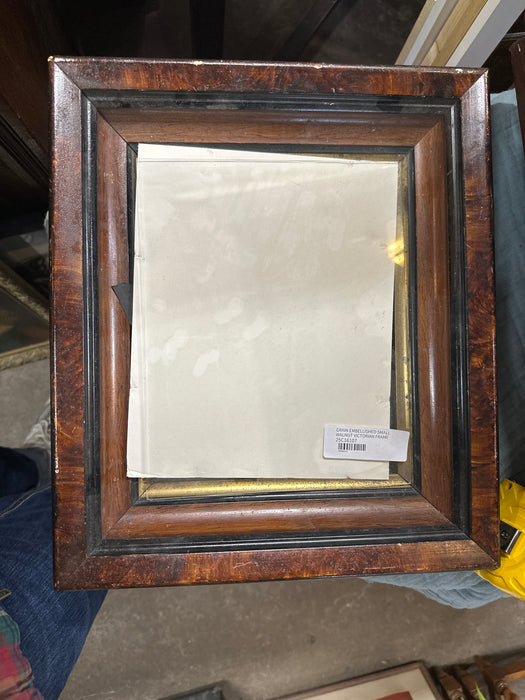 GRAIN EMBELLISHED SMALL WALNUT VICTORIAN FRAME