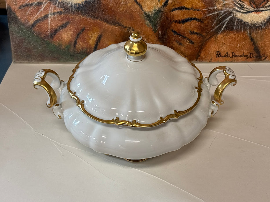 3 PIECE SET OF GOLD AND WHITE PLATES AND TUREEN