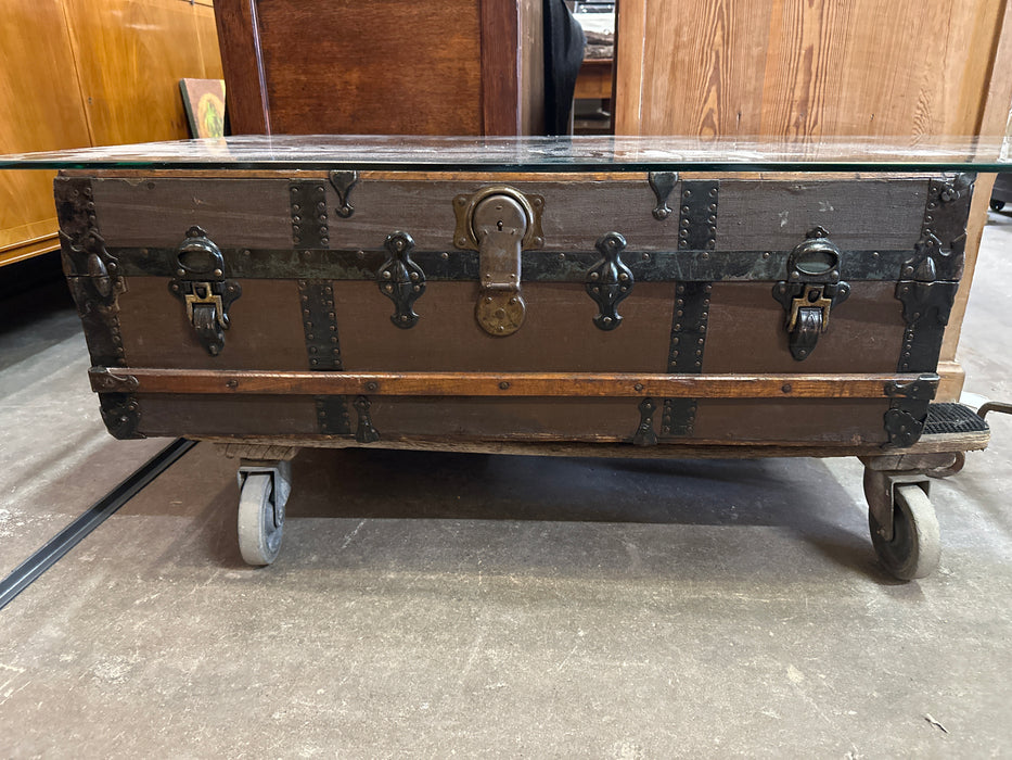 DARK WOOD SLAT STEAMER TRUNK