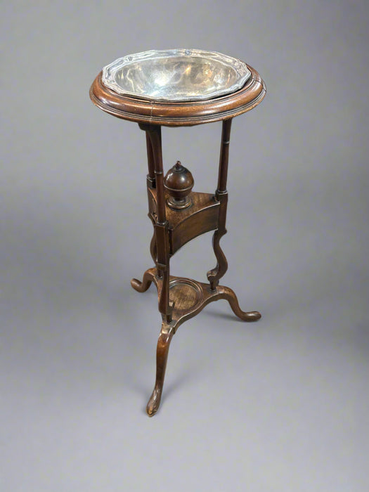 GEORGIAN REVIVAL WASH STAND