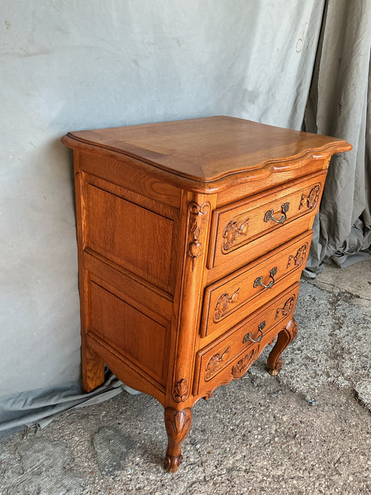 SMALL COUNTRY FRENCH 3 DRAWER CHEST