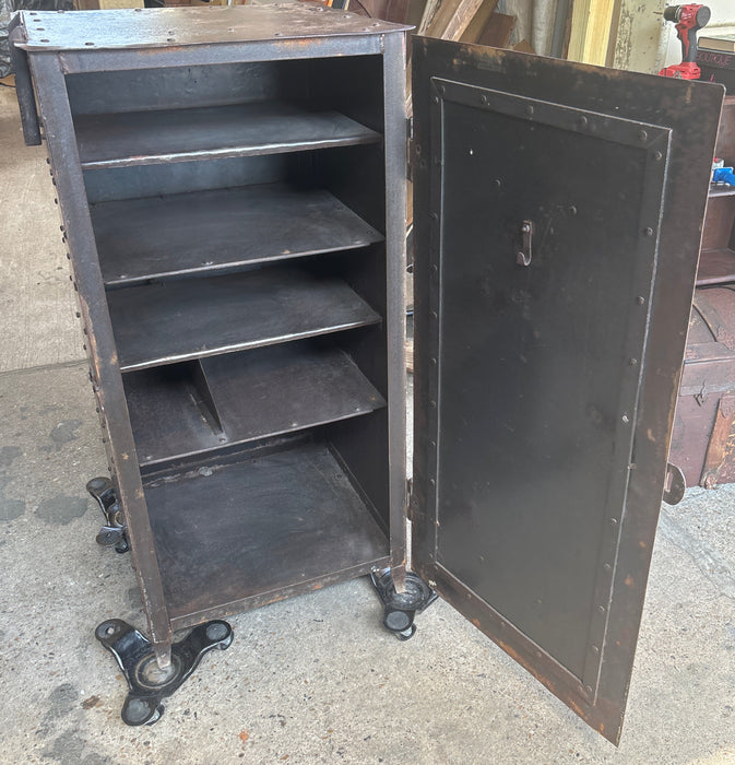 TALL SINGLE DOOR LOCKING CABINET WITH SHELVES