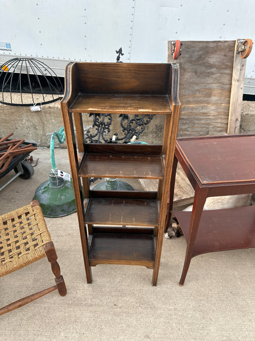 SMALL OAK CURIO SHELF