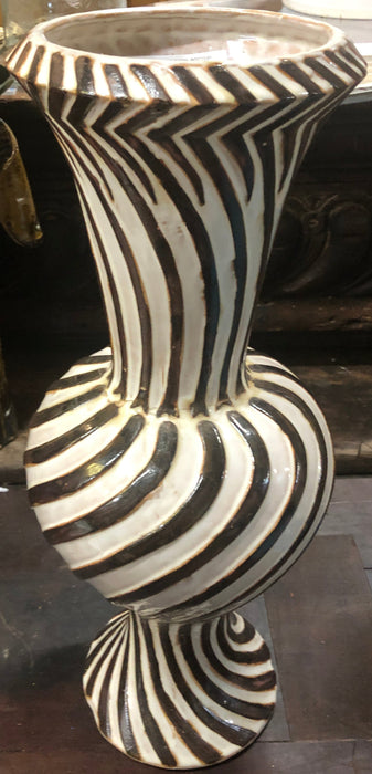 GLOBAL VIEWS SWIRL POTTERY BLACK AND WHITE VASE