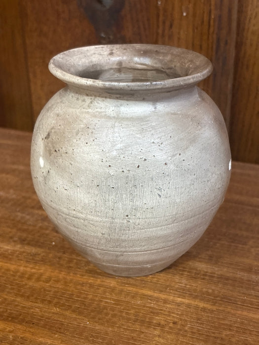 SMALL GRAY VASE WITH SINGLE HANDLE - AS FOUND