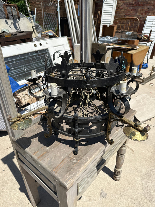 6 LIGHT IRON FRENCH FIXTURE WITH FLEUR DE LIS