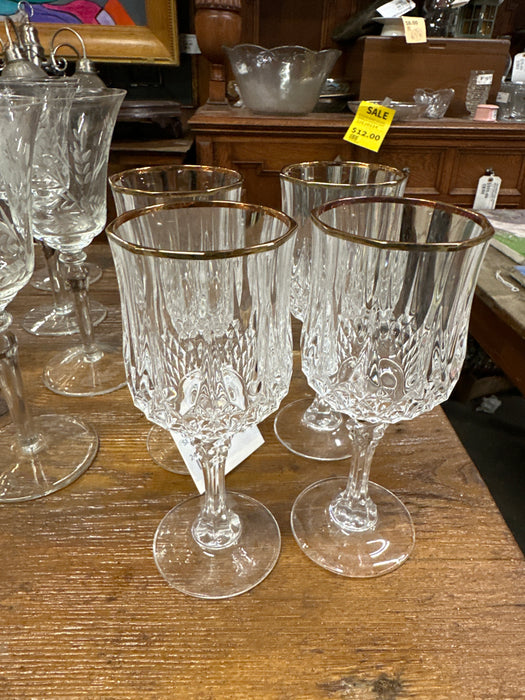 SET OF 4 GOLD RIMMED GLASSES