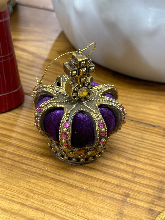 CROWN ORNAMENT