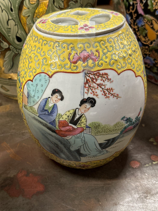YELLOW CHINESE TEA JAR