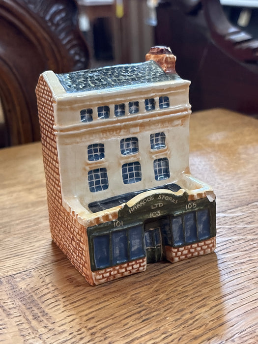 MINITURE ENGLISH JOHN PUTNAM’S HERITAGE HOUSE - AS FOUND