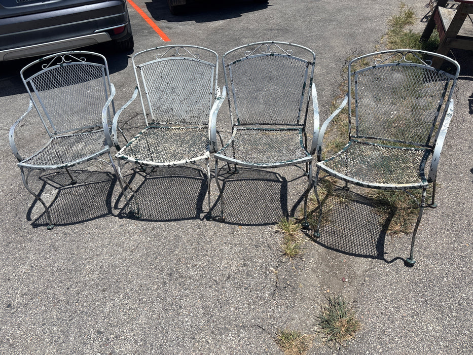 IRON PATIO TABLE WITH 4 MATCHING CHAIRS