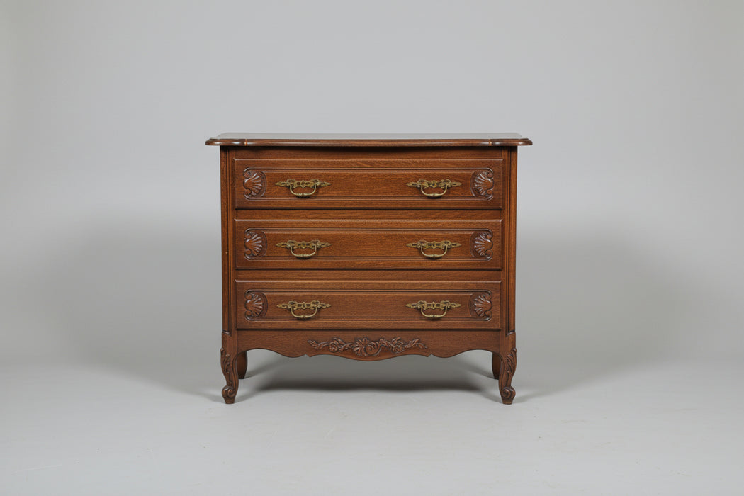 LOUIS XV 3 DRAWER OAK CHEST