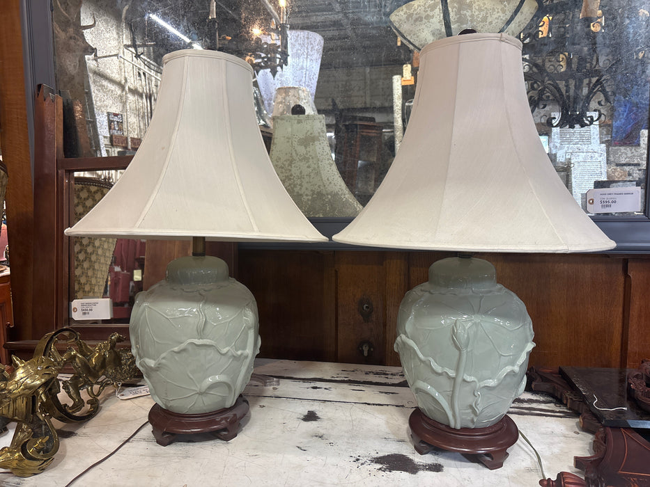 PAIR OF CELADON GREEN ASIAN LAMPS WITH BROWN BASE - AS FOUND