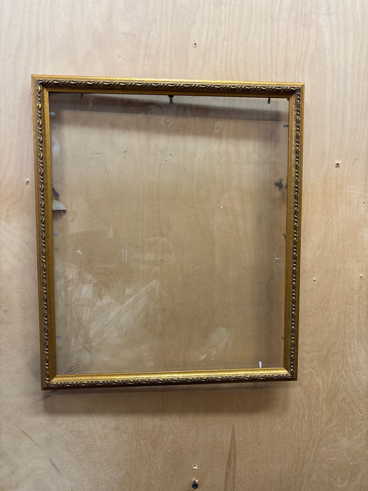 SMALL THIN GILT FRAME WITH TRIM