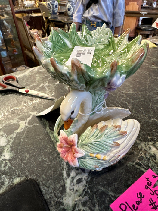 FLITZ AND FLOYD SWAN CANDLE HOLDER