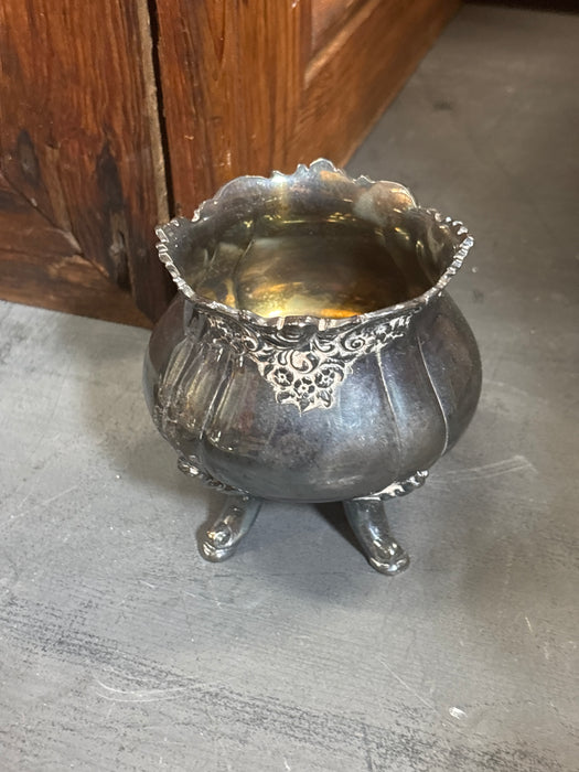 5 PIECE WALLACE SILVER PLATE TEA SET