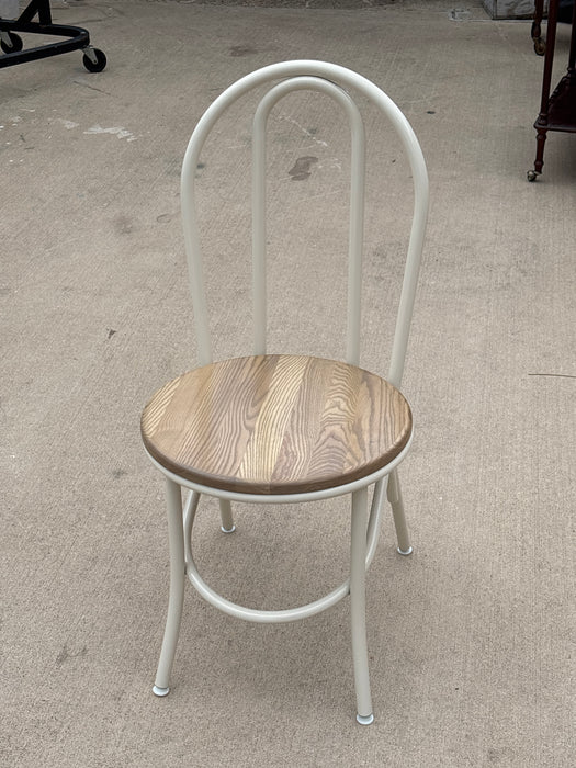 WHITE METAL LOOP BACK CHAIR WITH WOOD SEAT