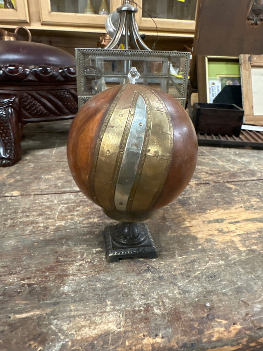 INLAID BALL ON STAND