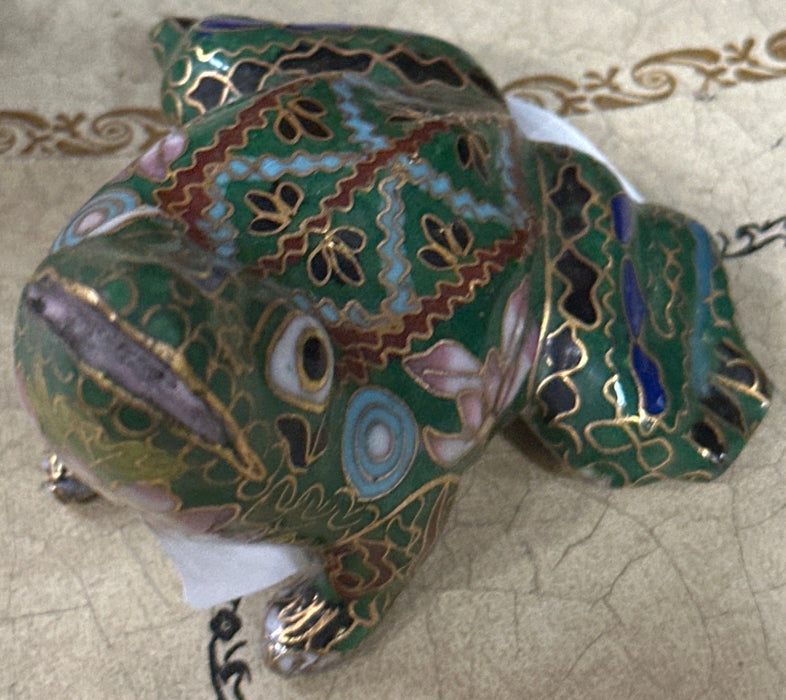 SMALL CLOISSONE FROG