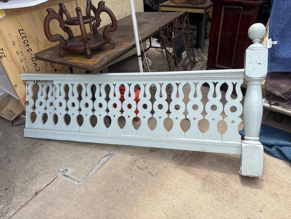 WHITE BANNISTER RAILING WITH ONE NEWEL POST - AS FOUND