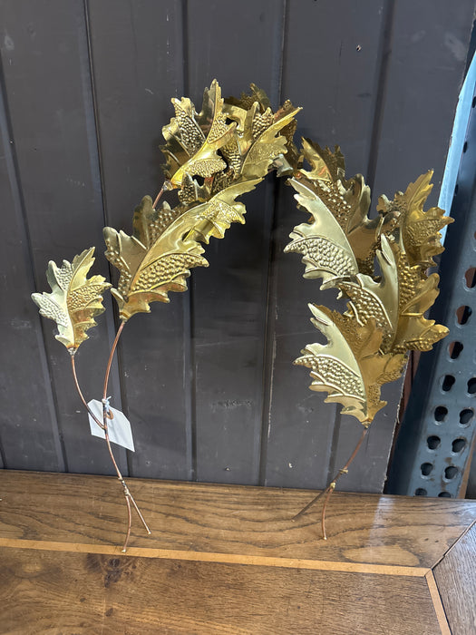 PAIR OF LARGE SHORT BRASS LEAF WALL DECOR