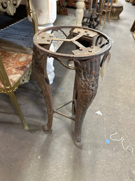 FRENCH 3 CABRIOLE LEG METAL TABLE STAND-NO TOP