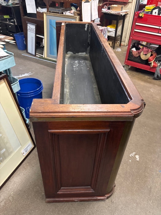 LONG WOOD HOTEL PLANTER
