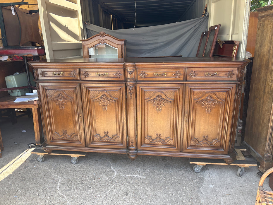 LARGE COUNTRY FRENCH OAK SIDEBOARD