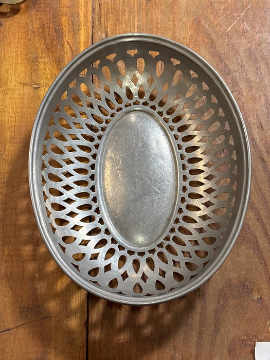 OVAL RETICULATED NICKEL GERMAN BASKET