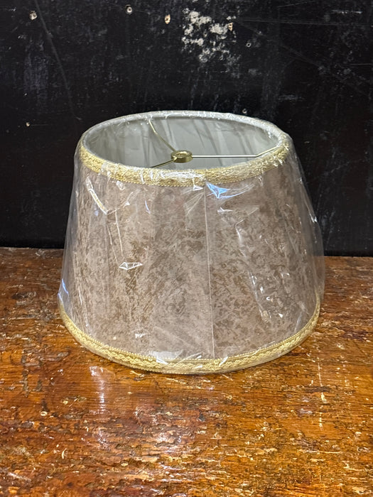 SMALL ROUND GREEN LAMP SHADE WITH DESIGN 1 OF 5