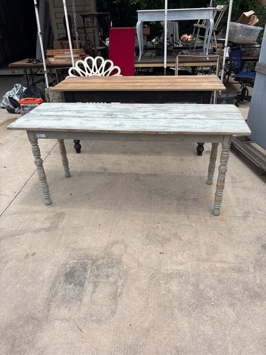 PAINTED FARM TABLE WITH TURNED LEG