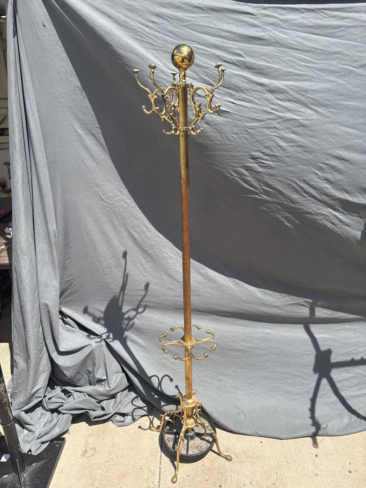 VINTAGE BRASS HAT AND COAT UMBRELLA POLE STAND