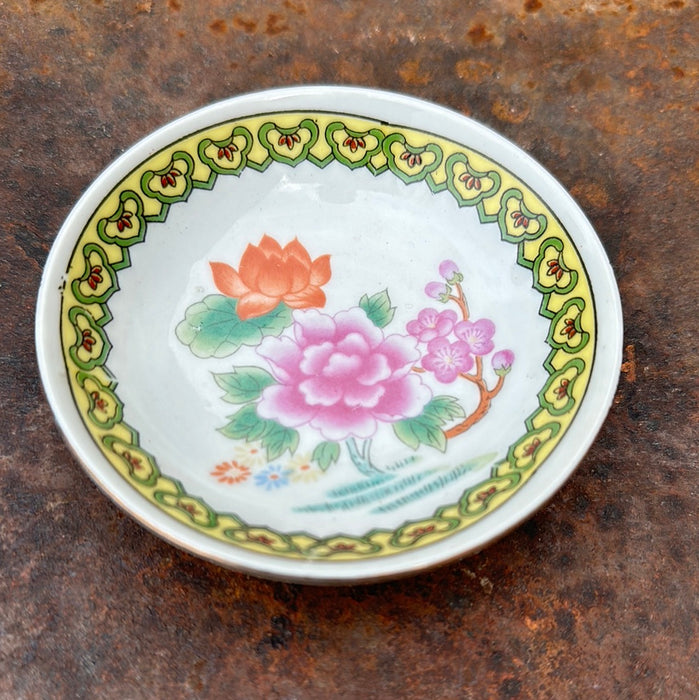 TINY CHINESE DISH