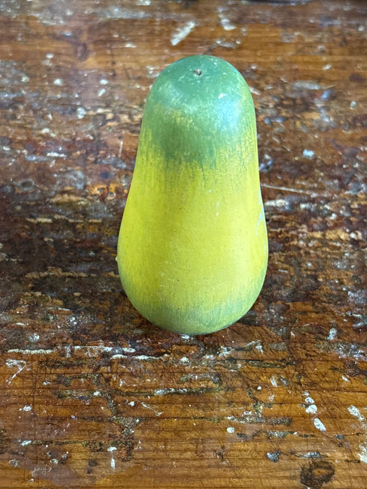SET OF 9 PLASTIQUE PEARS - AS FOUND