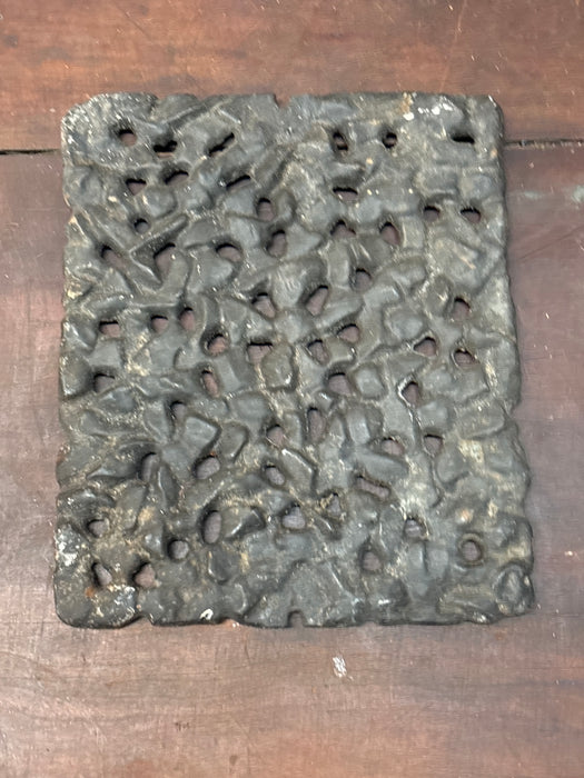 IRON PIERCED SMALL PANEL