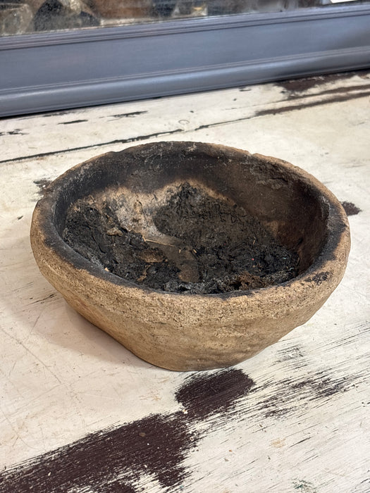 HAND MADE PRIMITIVE POTTERY BOWL