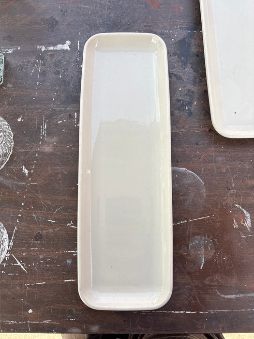 PORCELAIN BREAD TRAY - HOMER LAUGHLIN