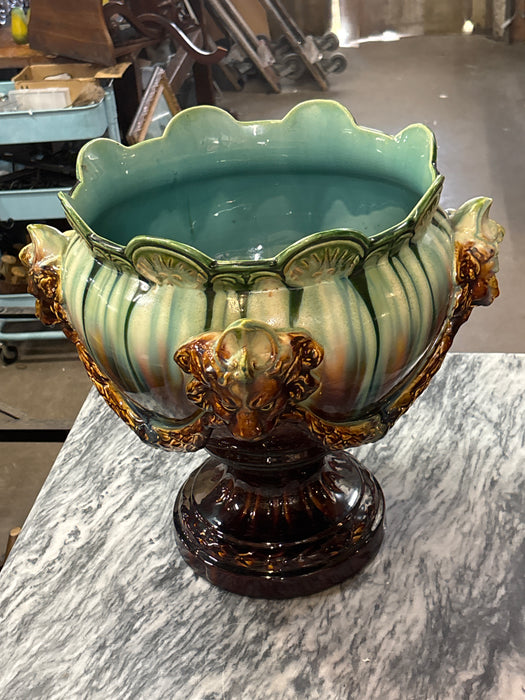 MAJOLICA LIONS AND FESTOONS JARDINERE