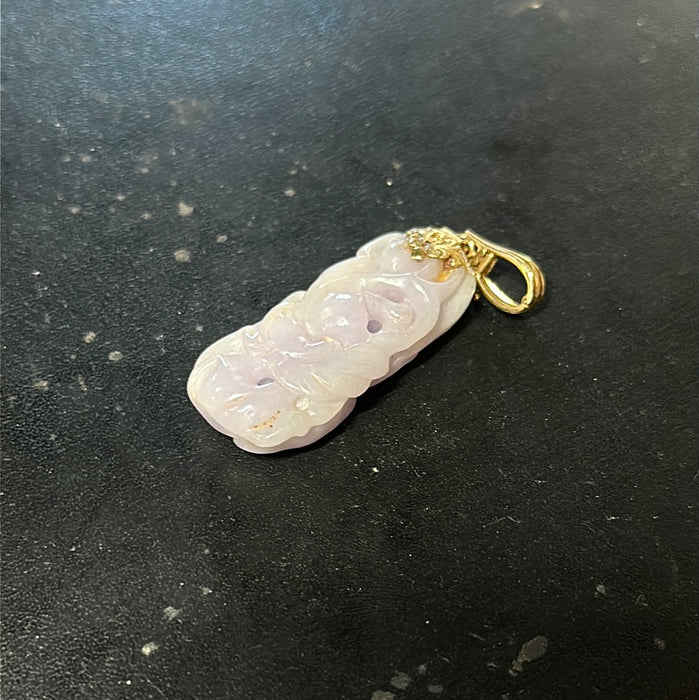 WHITE LAVENDER CARVED PENDANT WITH 14K GOLD