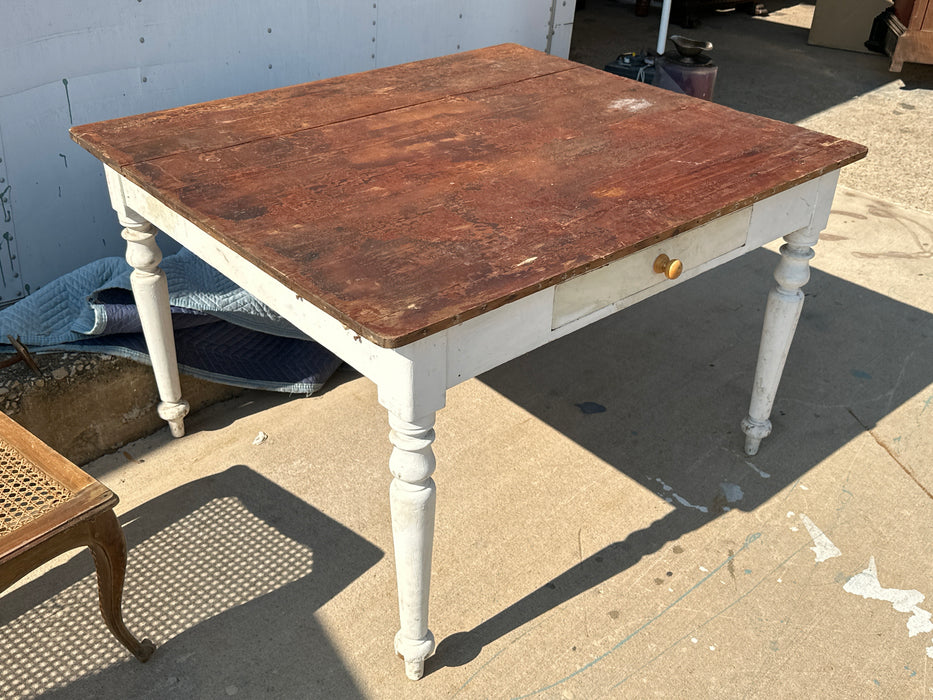 WHITE PAINTED FARMHOUSE KITCHEN TABLE WITH DRAWERS
