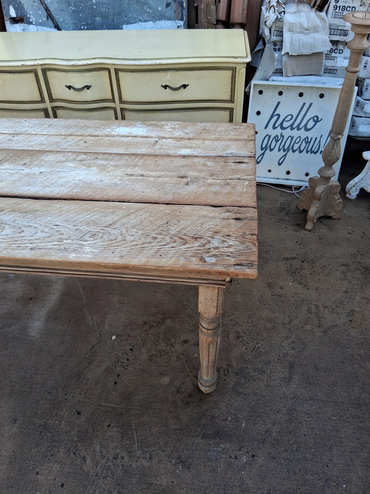 RAW TURNED AND FLUTED  LEG ROUGH SAWN PINE KITCHEN TABLE